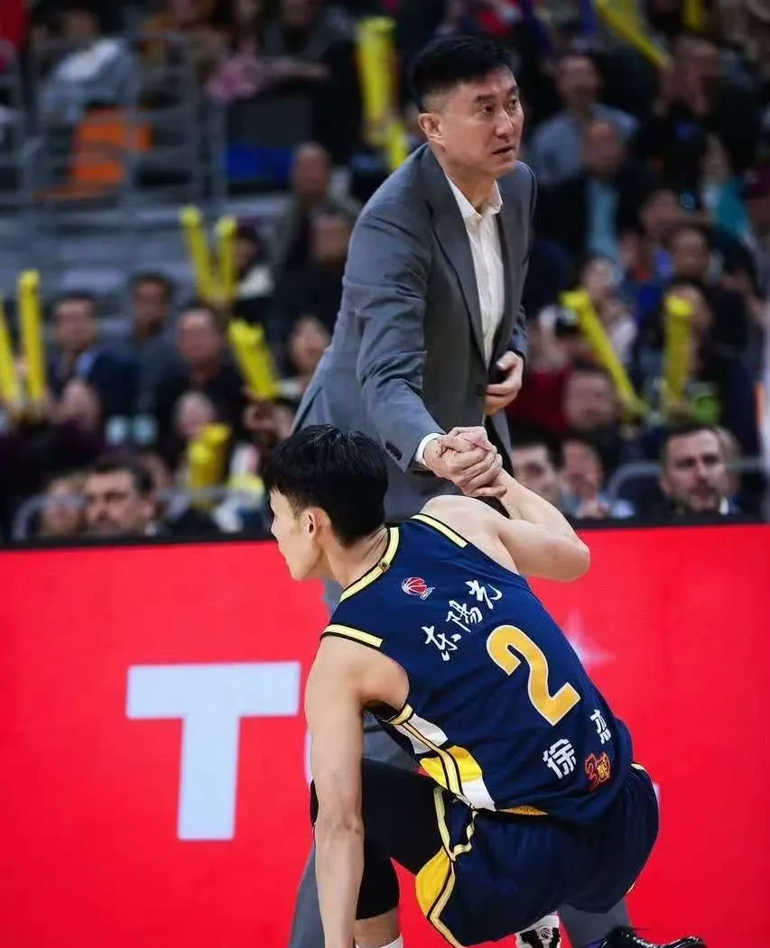 海星体育sports-广东宏远赛前回应争议，志在全明星赛名次提升，底气十足，高层口径保持一致-海星体育sports